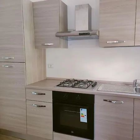 Апартаменты Trilocale Per Famiglie Con Balcone