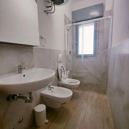 Trilocale Per Famiglie Con Balcone Διαμέρισμα Cesenatico