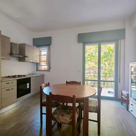 Trilocale Per Famiglie Con Balcone Чезенатико